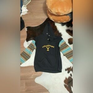 Yellowstone Women’s Zip Up Black Hoodie